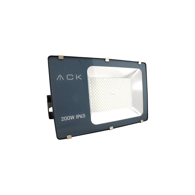 ACK 50w LED Projektör Ne Kadar Alanı Aydınlatır