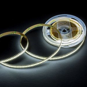 Noas 3200K 12v Gün Işığı 2835 İç Mekan 240 Led'li Şerit Led YL35 2402