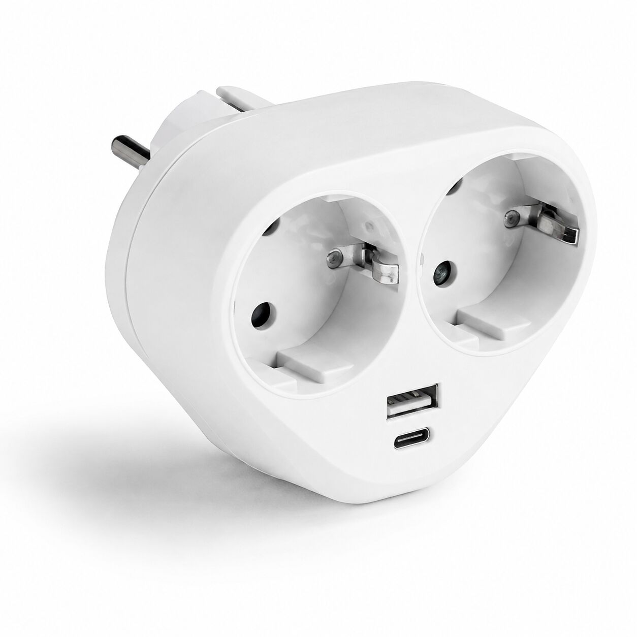 Famatel TT İkili Adaptör USB-A & USB-C Çıkışlı 5V 3.4A 16A 250V Beyaz 1322
