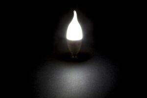Cata 7W 6400K Beyaz Işık Ledli Buji Ampul E14 Duylu CT-4080